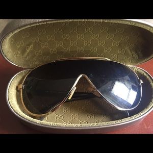 Gucci vintage shield sunglasses